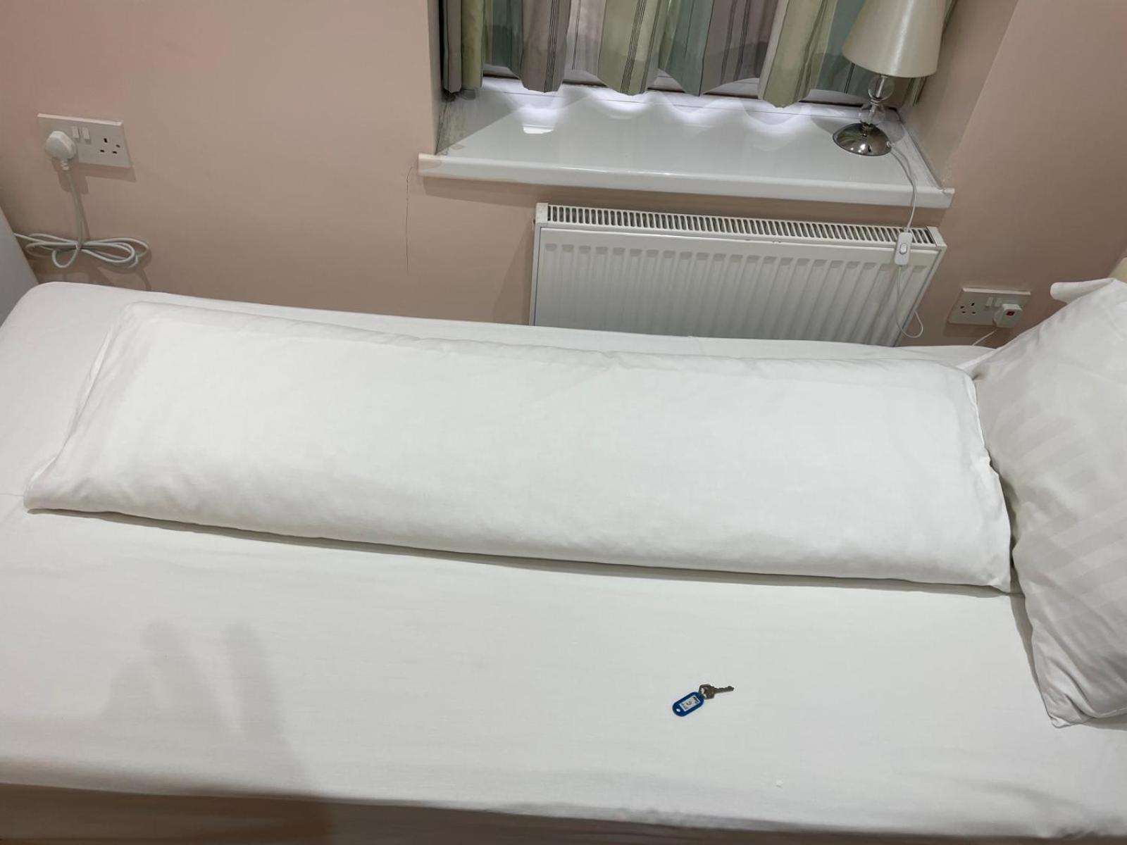 Accommodation Plus London Exterior photo